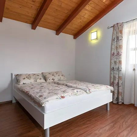 Holiday home Shirin Porec