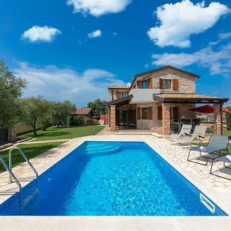 Holiday home Shirin Porec