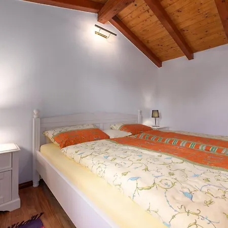 Holiday home Shirin