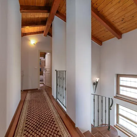 Shirin Holiday home *