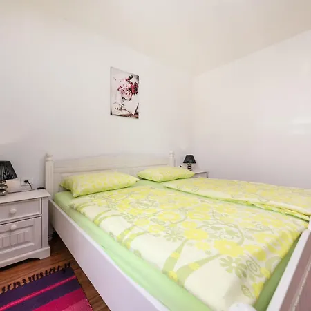 Holiday home Shirin Porec