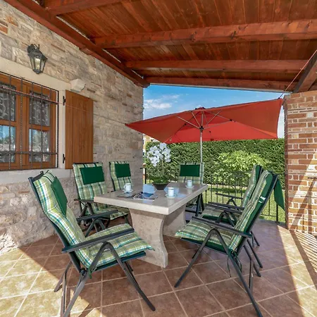 Shirin Holiday home Porec